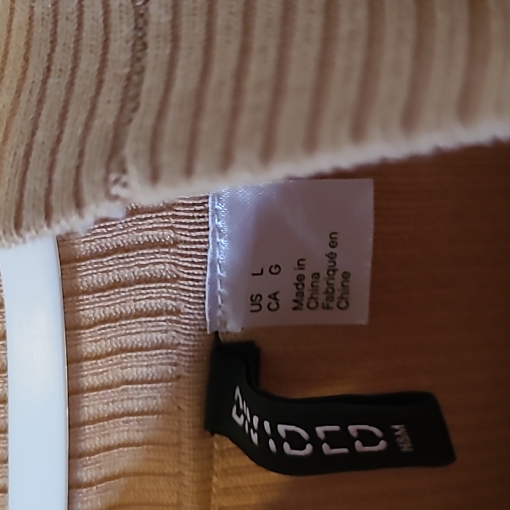 Divided Rib Mock Sweater - Picture 3 of 3